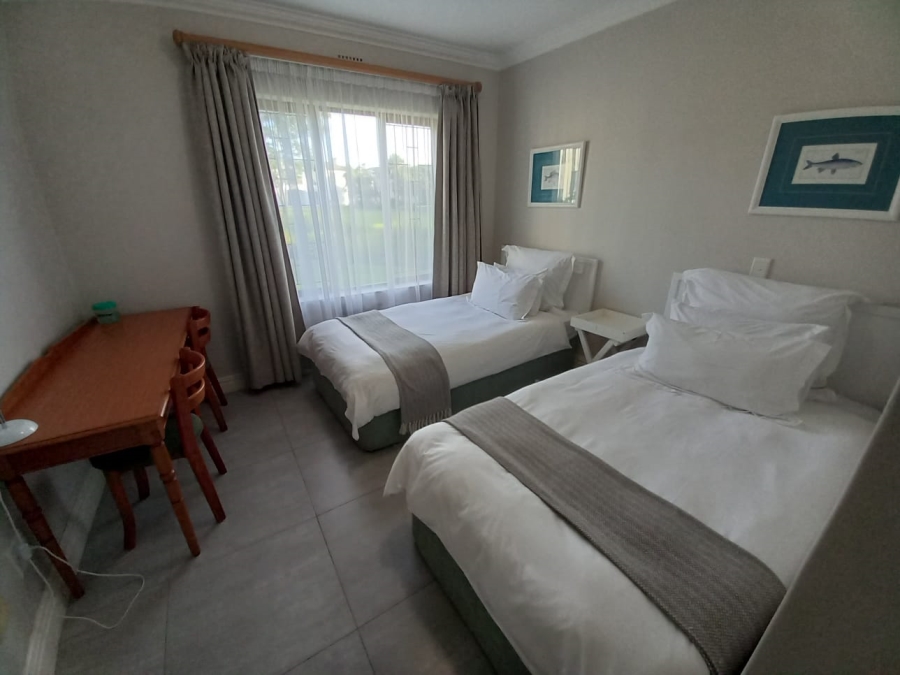 To Let 2 Bedroom Property for Rent in Keurbooms River Western Cape